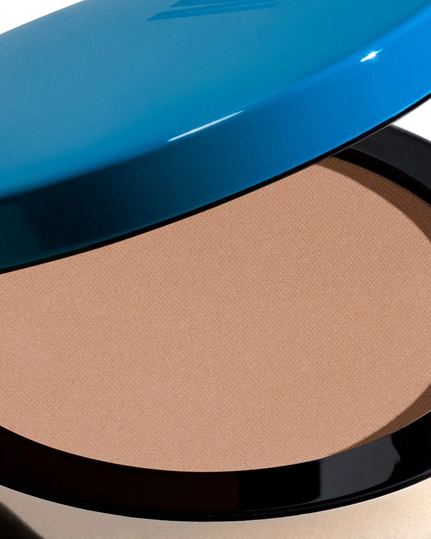 Skin Mimetic Microsuede Bronzer